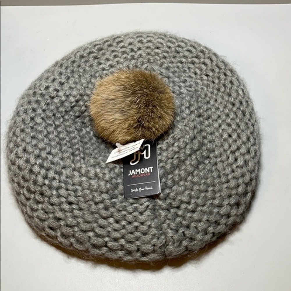 Jamont gray knit hat with pom pom NWT